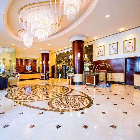 Grand Mercure Majlis Residences Abu Dhabi Exterior foto Lobby