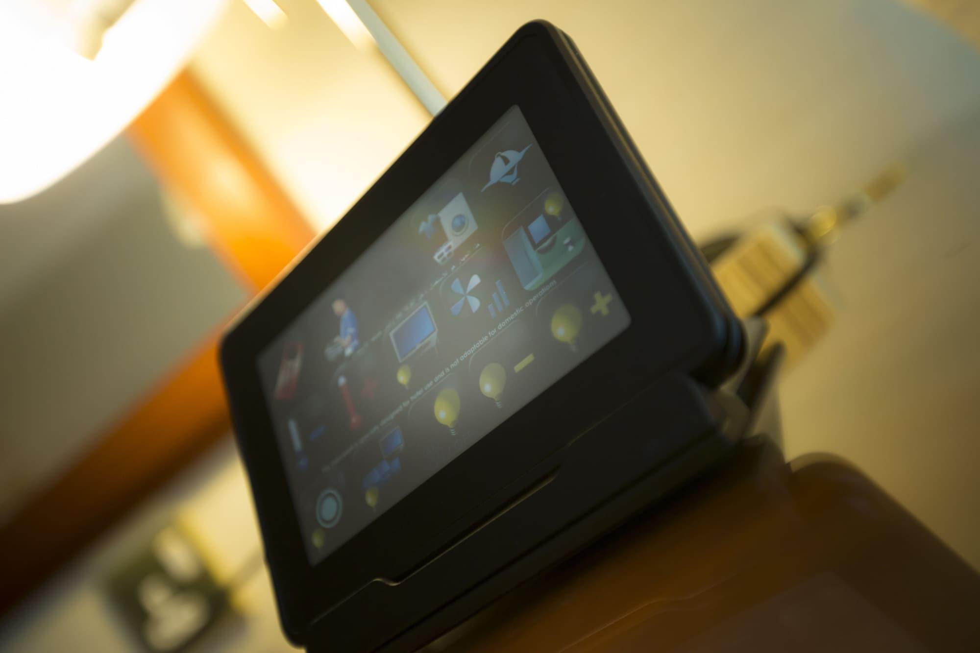 Grand Mercure Majlis Residences Abu Dhabi Exterior foto The Kindle Fire