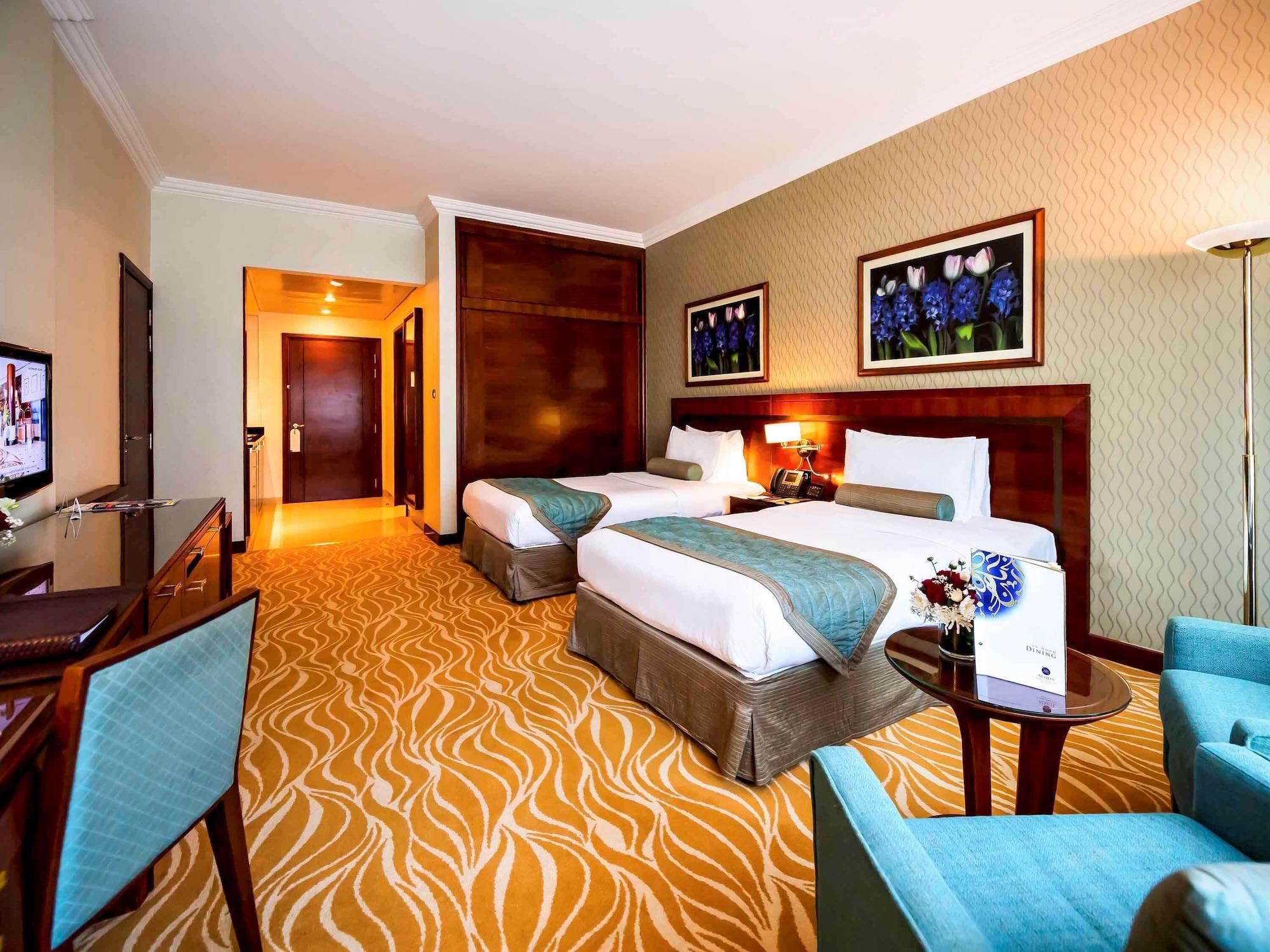 Grand Mercure Majlis Residences Abu Dhabi Exterior foto Deluxe room